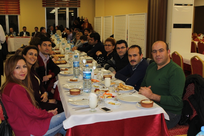 İL MÜDÜRÜMÜZ KEMAL ÖZDEMİR İÇİN DÜZENLENEN VEDA YEMEĞİ