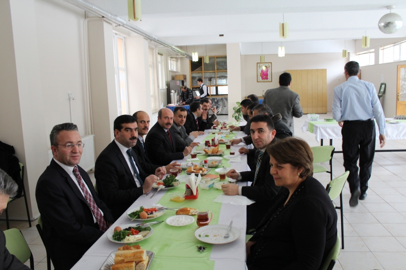 İNSAN KAYNAKLARI ŞUBE MÜDÜRLÜĞÜ PERSONELİ KAHVALTI ETKİNLİĞİ