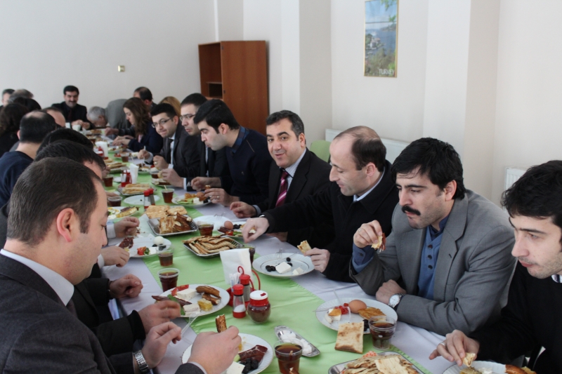 YAPIM ŞUBE MÜDÜRLÜĞÜ PERSONELİ KAHVALTI ETKİNLİĞİ