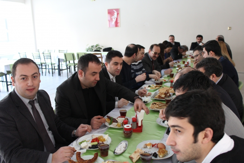 YAPIM ŞUBE MÜDÜRLÜĞÜ PERSONELİ KAHVALTI ETKİNLİĞİ