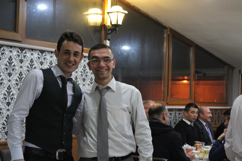 DEĞERLİ ÇALIŞMA ARKADAŞIMIZ LEVENT METİN' İN EMEKLİLİK YEMEĞİ