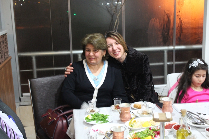 DEĞERLİ ÇALIŞMA ARKADAŞIMIZ LEVENT METİN' İN EMEKLİLİK YEMEĞİ