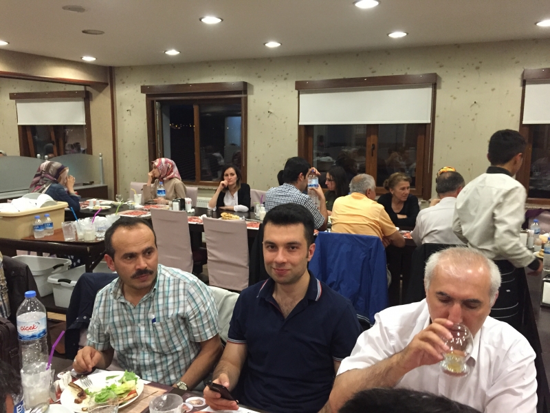 MÜDÜRLÜĞÜMÜZ PERSONELİ İFTAR YEMEĞİ PROGRAMINDA BİRARAYA GELDİ