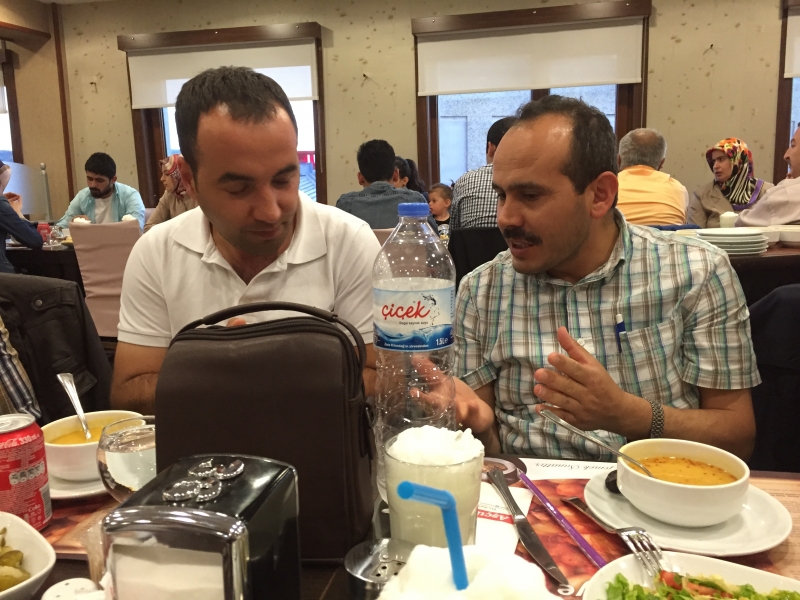 MÜDÜRLÜĞÜMÜZ PERSONELİ İFTAR YEMEĞİ PROGRAMINDA BİRARAYA GELDİ
