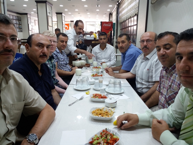 Araştırmacı Orhan ŞANLI' nın Yarbay Kadrosunu Alması Sebebiyle Düzenlenen Tebrik Yemeği