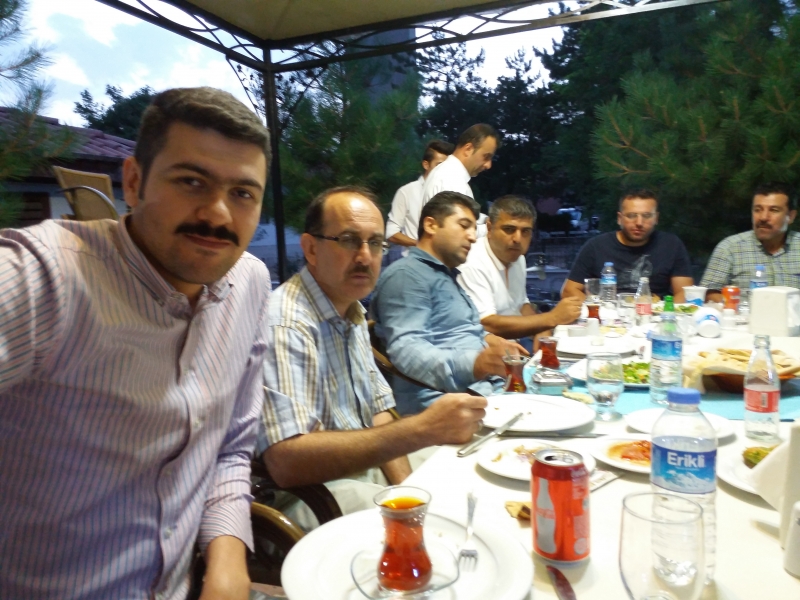 Sivas İl Özel İdare Genel Sekreterliği'ne Tayini Çıkan Feridun YAYA için Düzenlenen Veda Yemeği