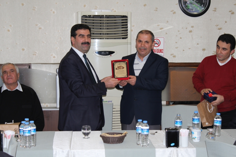 İL MÜDÜRLÜĞÜMÜZ PERSONELLERİNDEN OSMAN YILDIRIM, KADİR ARIKÖK, MUSTAFA TOPTAŞ' IN VEDA YEMEĞİ