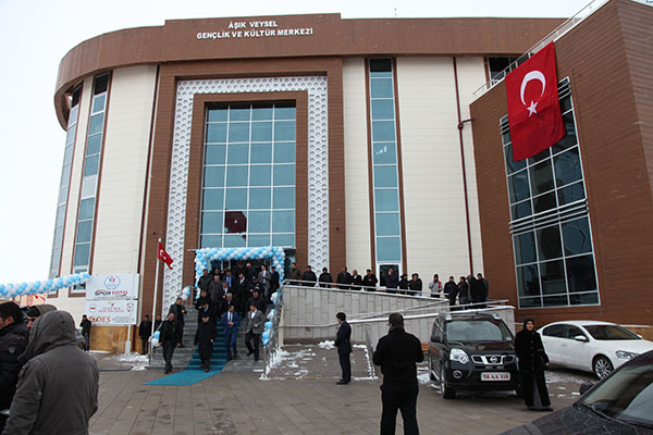 Ã‚ŞIK VEYSEL KÜLTÜR MERKEZİ'NİN AÇILIŞI GERÇEKLEŞTİRİLDİ