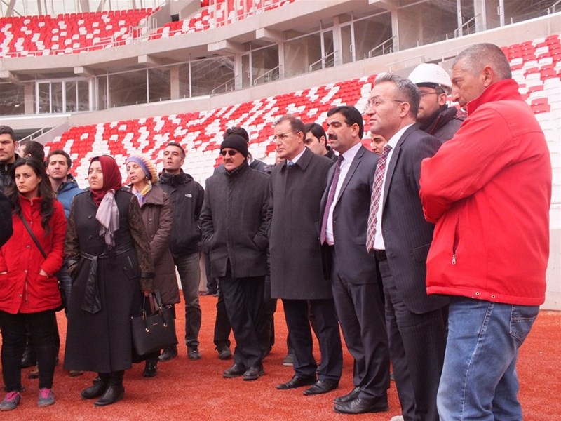 İL MÜDÜRÜMÜZ VE TEKNİK PERSONELİMİZ YENİ 4 EYLÜL STADYUMUNDA İNCELEMELERDE BULUNDULAR