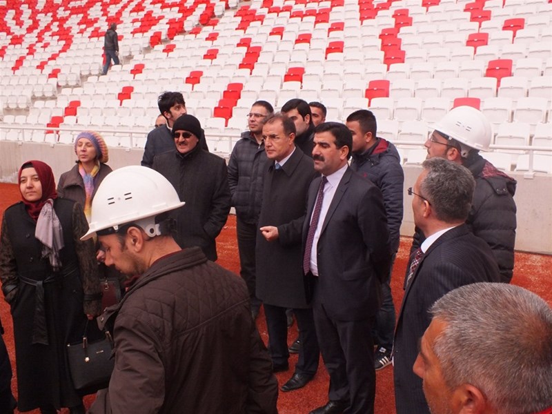 İL MÜDÜRÜMÜZ VE TEKNİK PERSONELİMİZ YENİ 4 EYLÜL STADYUMUNDA İNCELEMELERDE BULUNDULAR