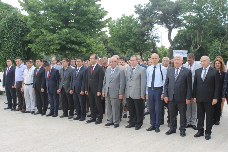 DÜNYA ÇEVRE GÜNÜ AÇILIŞ TÖRENİ VALİLİK ÖNÜNDE GERÇEKLETİRİLDİ