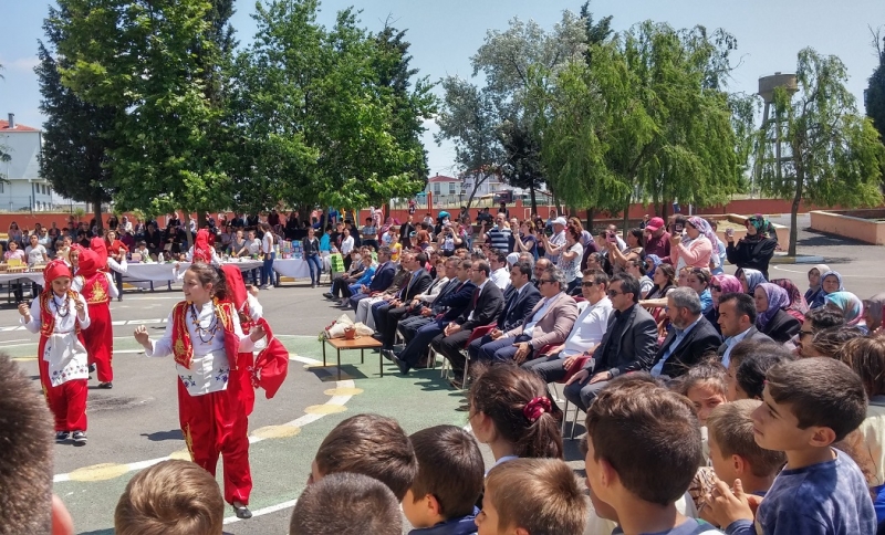 ULAŞ İLKOKULUNDA ATIK PİL TOPLAMA ÖDÜL TÖRENİ