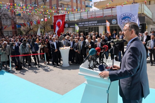 Bakan Özhaseki: Türkiye Kendi Gönül Coğrafyasının Lideri Bir Ülke