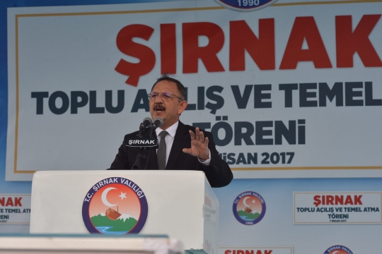 Bakan Özhaseki, Başbakan Yıldırım İle Şırnak'ta İlk Anahtarları Verdi