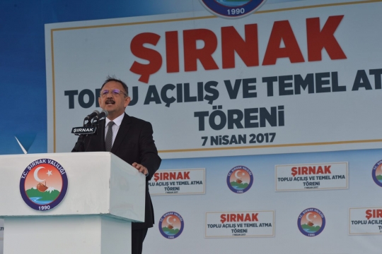 Bakan Özhaseki, Başbakan Yıldırım İle Şırnak'ta İlk Anahtarları Verdi