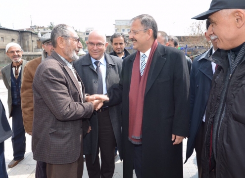 Bakan Özhaseki Kayseri Esnafı'nı Ziyaret Etti