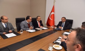 Bakan Özhaseki Ulusal Ajans Temsilcileri İle Bir Araya Geldi