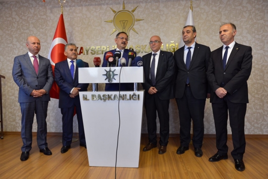 Bakan Özhaseki: Cumhuriyet Tarihinde Karşılaşılmayan Olaylar Yaşadık