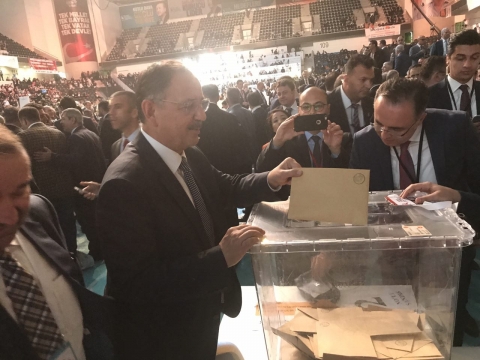 Bakan Özhaseki Ak Parti 3. Olağanüstü Büyük Kongresi İle İlgili Açıklamalarda Bulundu