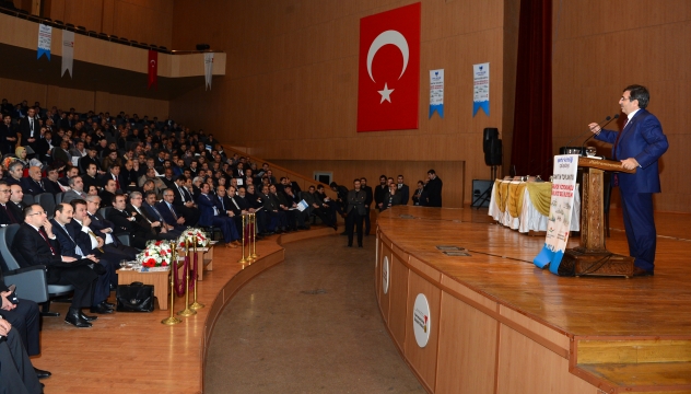  Bakan Güllüce Kahramanmaraş'ta Şehir Kimliği Çalıştayı'na Katıldı