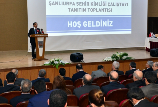  Bakan Güllüce Şanlıurfa'da Şehir Kimliği Çalıştayı'na Katıldı