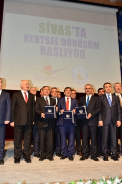 Bakan Güllüce, Kentsel Dönüşümün Yürek, Bilek, Emek Ve Gayret İsteyen Bir İş