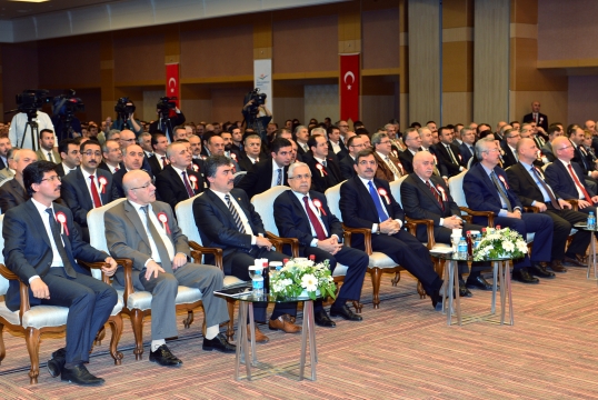  BAKAN GÜLLÜCE MESLEKİ HİZMETLER GENEL MÜDÜRLÜĞÜ'NÜN AÇILIŞ TOPLANTISINA KATILDI