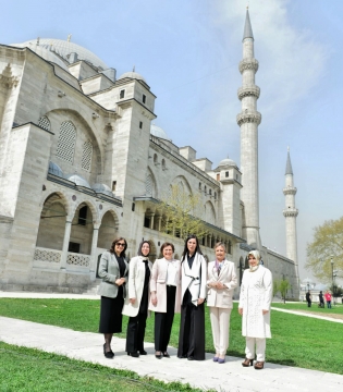    Mimar Sinan Vefatının 428. Yıldönümünde Süleymaniye Camii'nde Anıldı