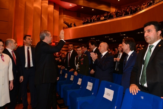    Kentsel Dönüşüm ve Akıllı Şehirler Kurultayı gerçekleştirildi   