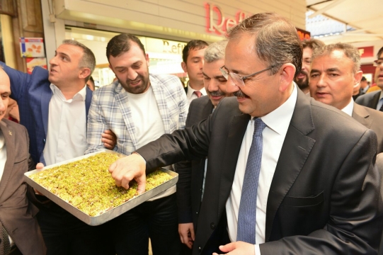  Bakan Özhaseki: Terörden Zarar Gören Vatandaşlarımızın Yanındayız