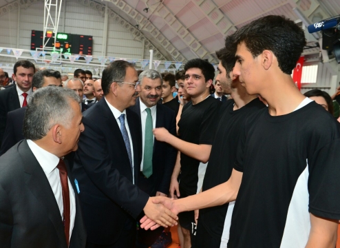  Bakan Özhaseki Spor Salonu Açılışına Katıldı