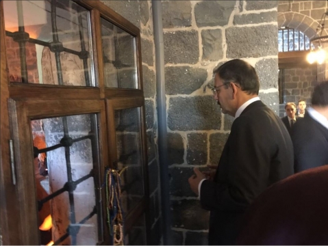    BAKAN ÖZHASEKİ DİYARBAKIR'DA SUR EYLEM PLANINI AÇIKLADI