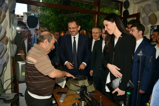    BAKAN ÖZHASEKİ DİYARBAKIR'DA SUR EYLEM PLANINI AÇIKLADI