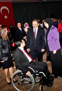  Bakan Özhaseki: "Her Bir Tehlike, Her Bir Sıkıntı Bizi Daha Güçlü Hale Getiriyor"