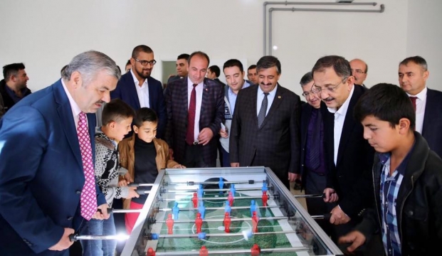  Bakan Özhaseki: Biz Bir Olacağız, Diri Olacağız.