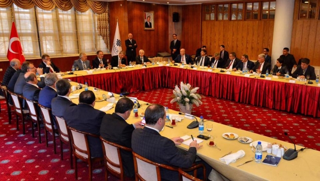 Bakan ÖZHASEKİ: "Birinci hedefimiz riskli yapıların dönüştürülmesi"