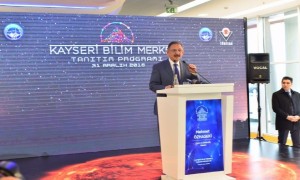 Bakan Özhaseki Kayseri Bilim Merkezi'nin Tanıtım Programına Katıldı