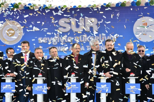 Sur'da Büyük Temel Atma Töreni