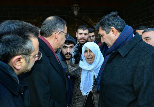 Çevre ve Şehircilik Bakanı Özhaseki, Diyarbakır'da