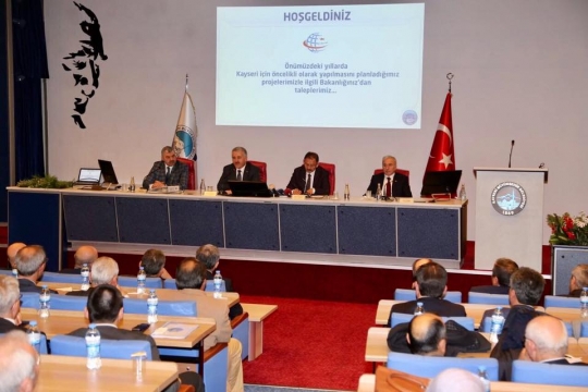 Bakan Özhaseki; "Millet Sizi Severse İktidara Taşır" 