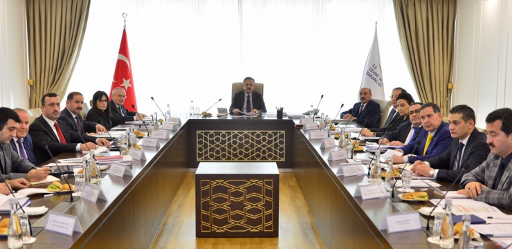 Bakan Özhaseki Doğu ve Güneydoğu Koordinasyon Toplantısı Gerçekleştirdi