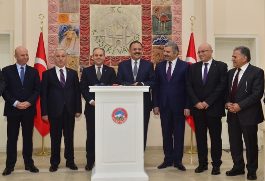 Bakan Özhaseki; Yapmamız Gereken Tek Şey, Hazırlıklı Olmaktır