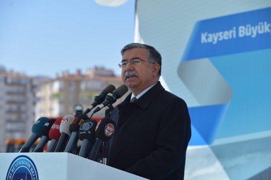 Bakan Özhaseki: 16 Nisan Türkiye İçin Bir Milat Olacaktır