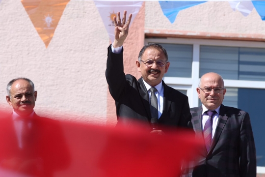 Bakan Özhaseki: Bütün Terör Örgütlerinin Hakkından Geliyoruz