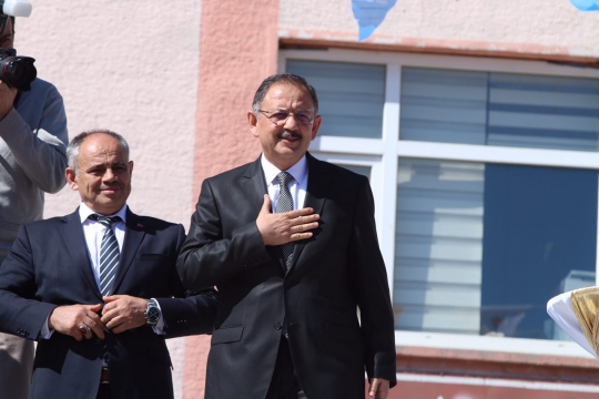 Bakan Özhaseki: Bütün Terör Örgütlerinin Hakkından Geliyoruz