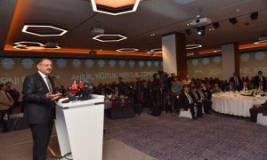 Bakan Özhaseki Kayseri'de Esnaf ve Sanatkarlarla Buluştu