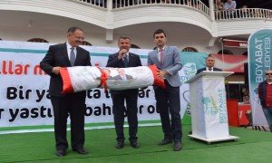 Bakan Özhaseki: "Biz Ağa Çocuğu, Paşa Çocuğu Değiliz"