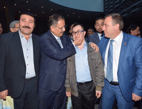 Bakan Özhaseki Kayseri ve Nevşehir Dernek Üyeleriyle Buluştu