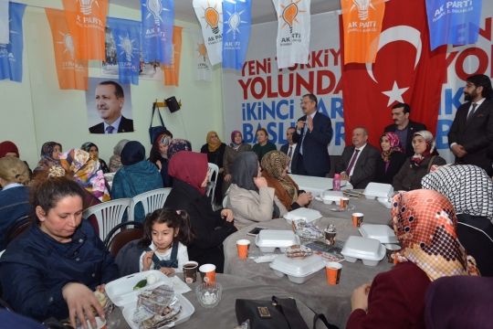 Bakan Özhaseki: Türkiye İçin Adeta Bir Yol Ayrımındayız