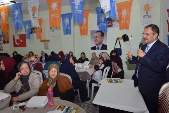 Bakan Özhaseki: Türkiye İçin Adeta Bir Yol Ayrımındayız
